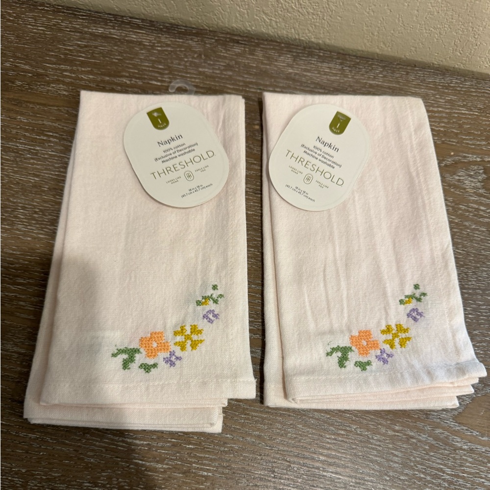 Threshold Studio McGee 2pk Embroidered Flower  Cloth Napkins Spring 2025